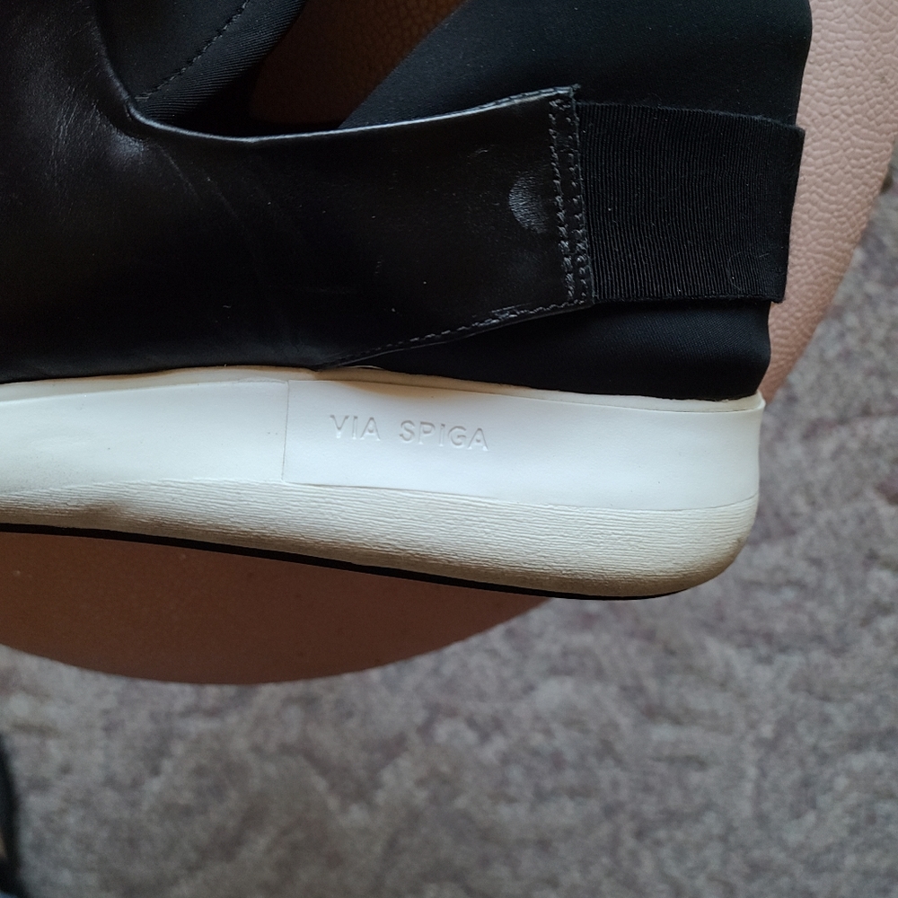 Women's shoes Via Spiga  size 9.5